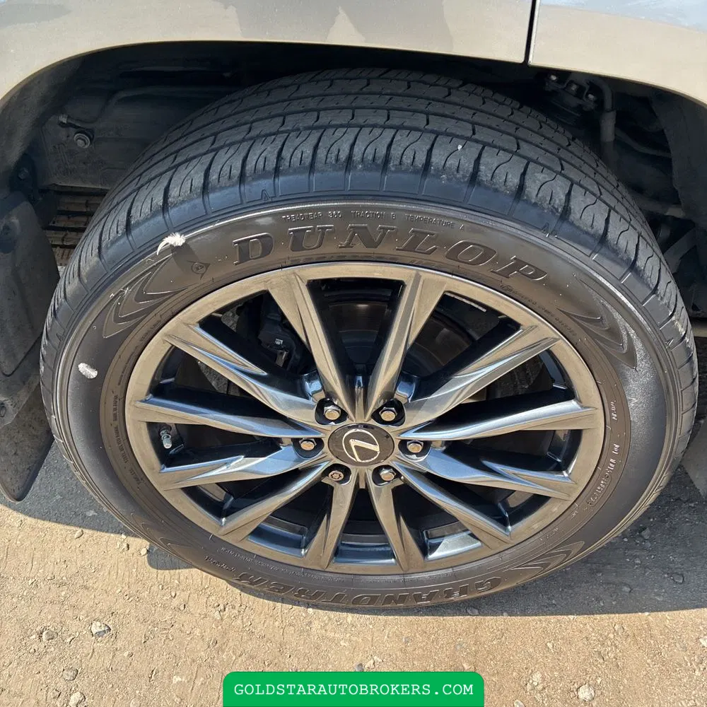 2023 Lexus LX 600 F SPORT Handling