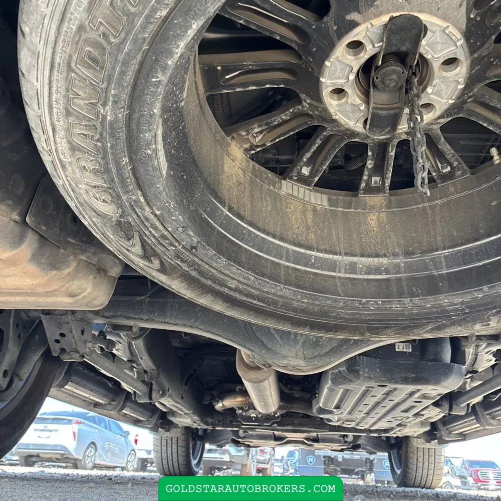 2023 Lexus LX 600 F SPORT Handling