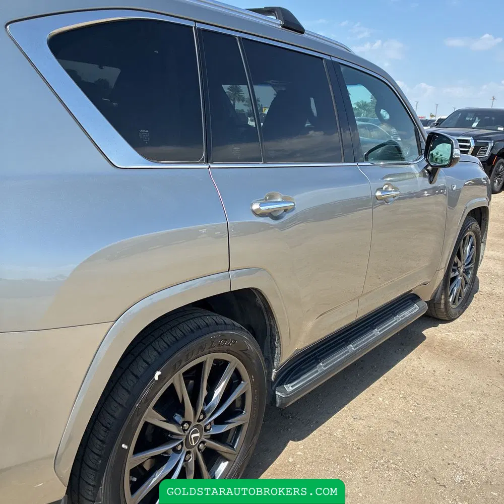 2023 Lexus LX 600 F SPORT Handling