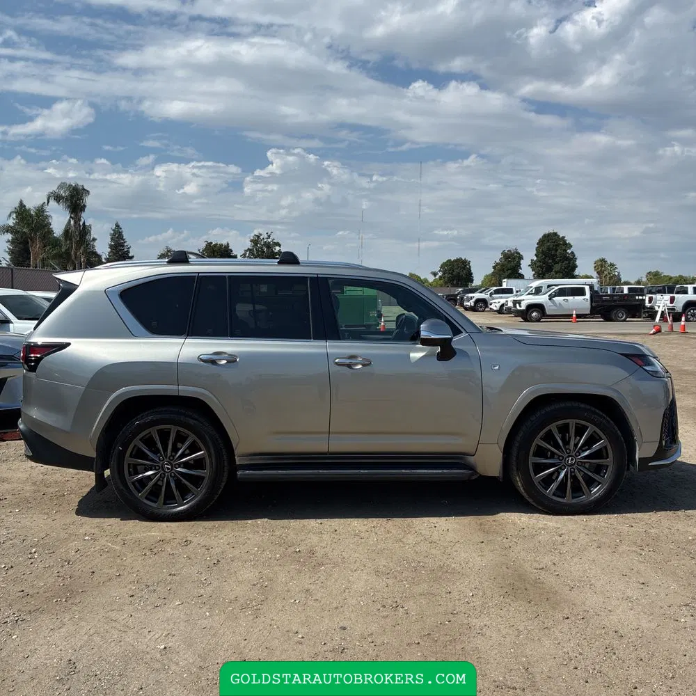 2023 Lexus LX 600 F SPORT Handling