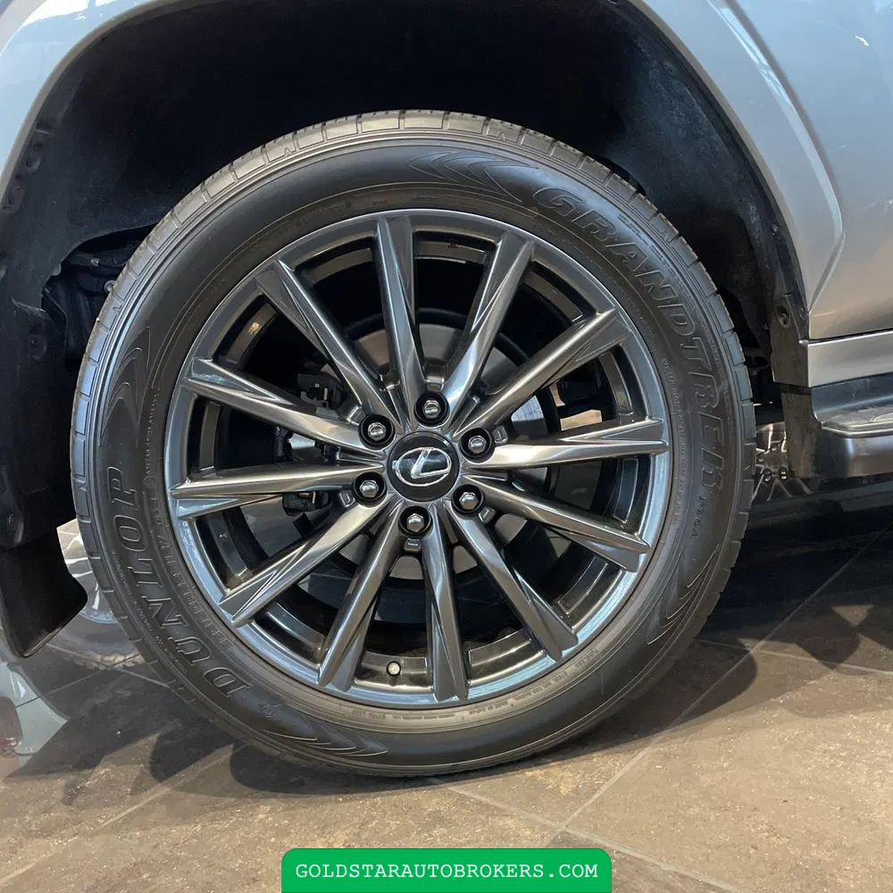 2023 Lexus LX 600 F SPORT Handling