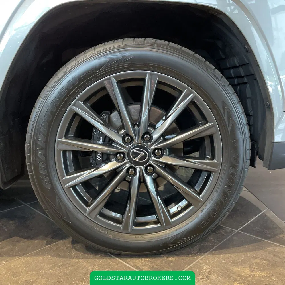 2023 Lexus LX 600 F SPORT Handling