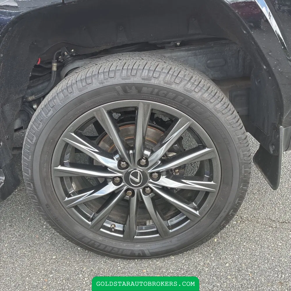 2022 Lexus LX 600 F SPORT Handling
