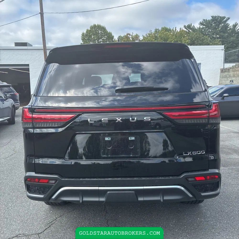 2022 Lexus LX 600 F SPORT Handling
