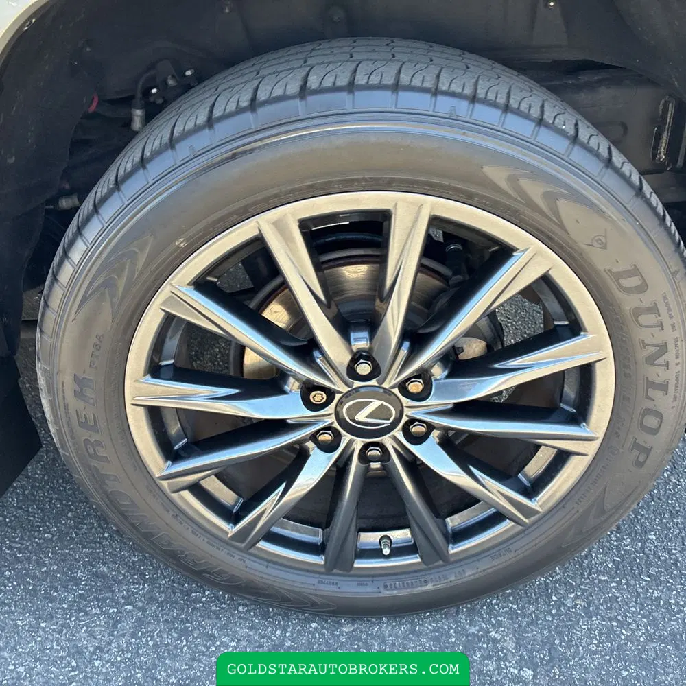 2023 Lexus LX 600 F SPORT Handling