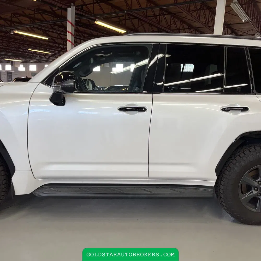 2025 Lexus LX 700h Overtrail