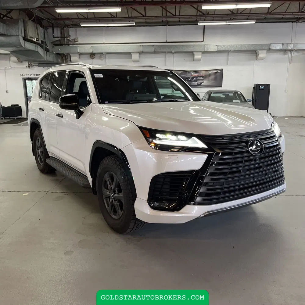 2025 Lexus LX 700h Overtrail