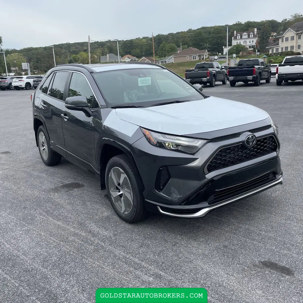 2025 Toyota RAV4 Plug-in Hybrid SE
