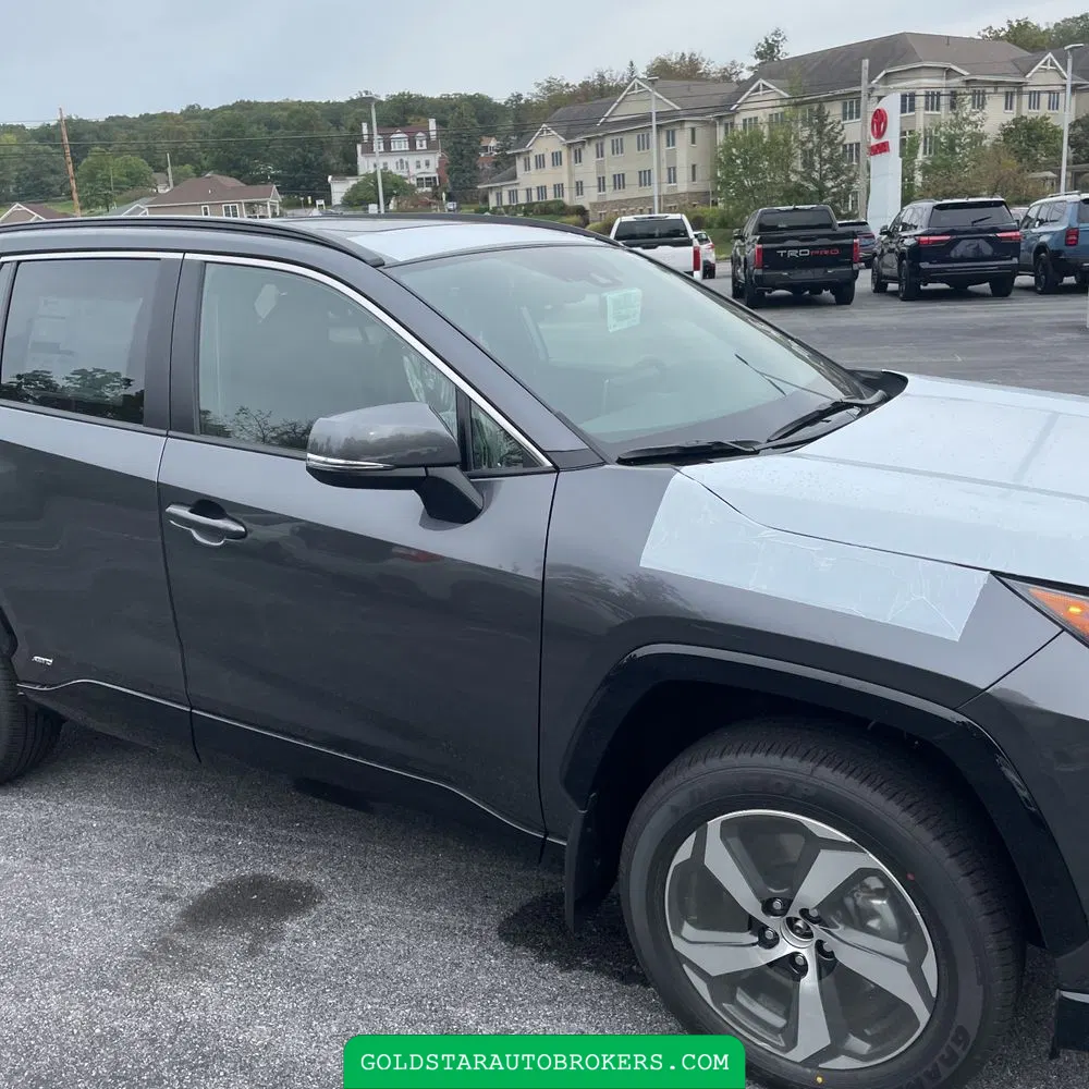 2025 Toyota RAV4 Plug-in Hybrid SE
