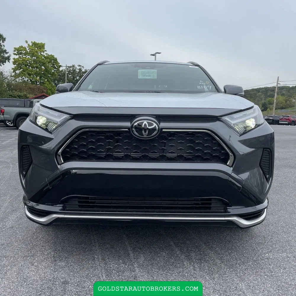 2025 Toyota RAV4 Plug-in Hybrid SE