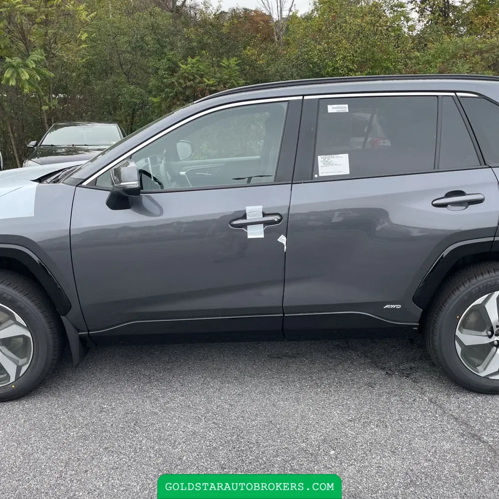 2025 Toyota RAV4 Plug-in Hybrid SE