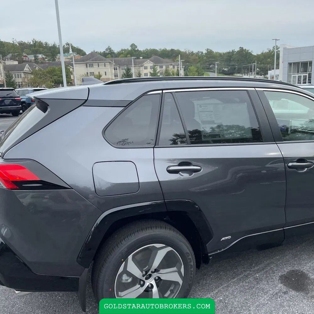 2025 Toyota RAV4 Plug-in Hybrid SE