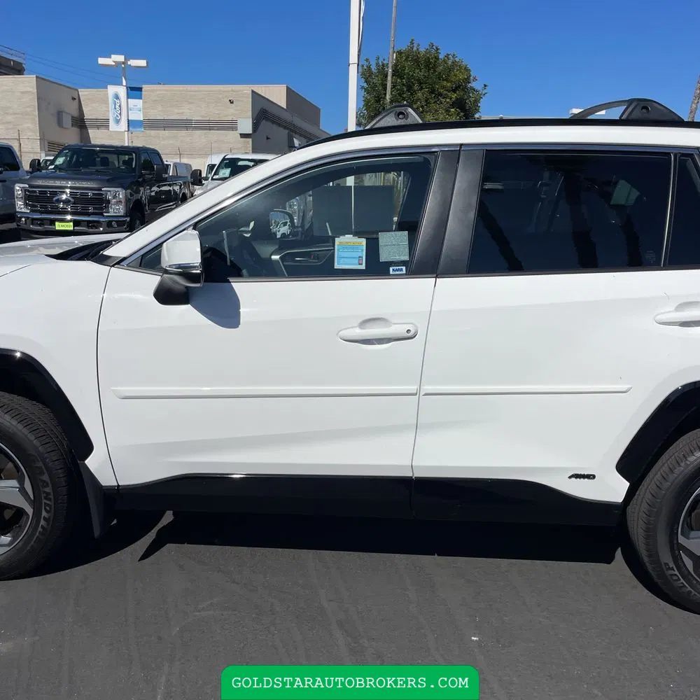 2025 Toyota RAV4 Plug-in Hybrid SE