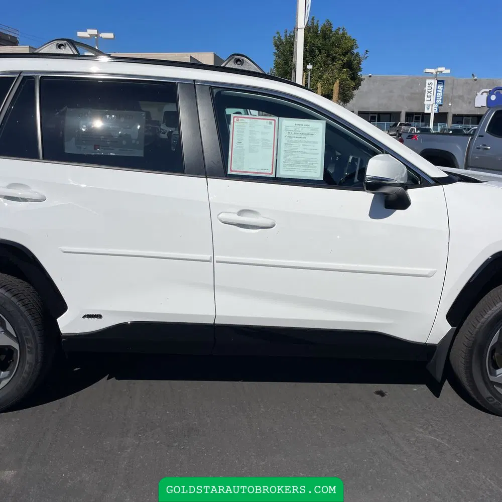 2025 Toyota RAV4 Plug-in Hybrid SE