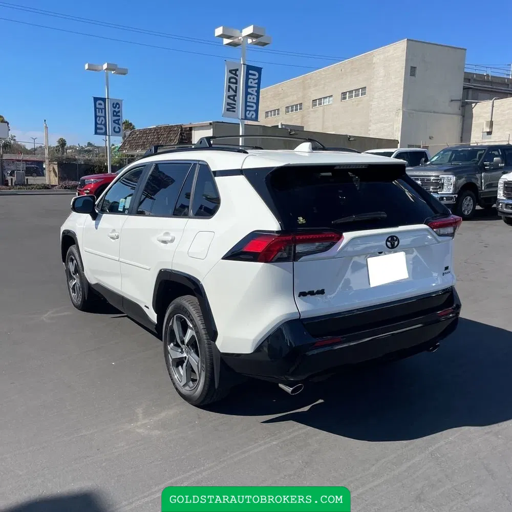 2025 Toyota RAV4 Plug-in Hybrid SE