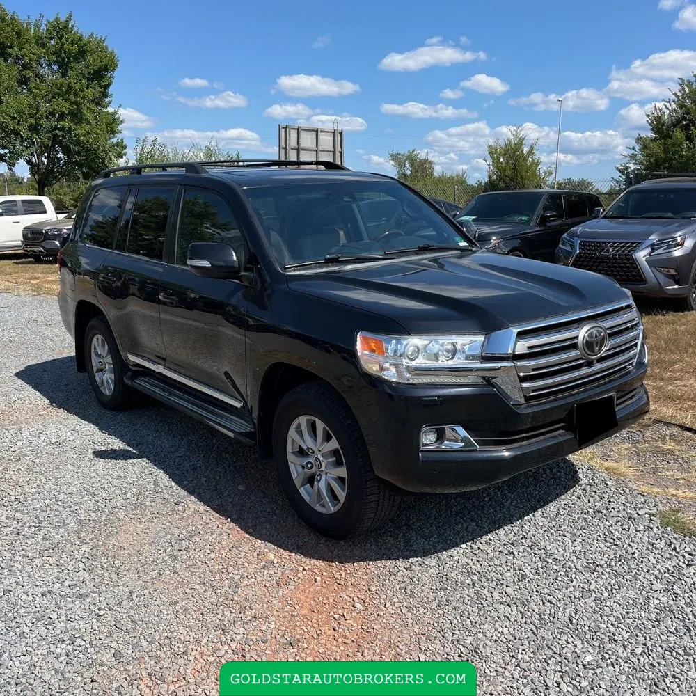 2017 Toyota Land Cruiser Base