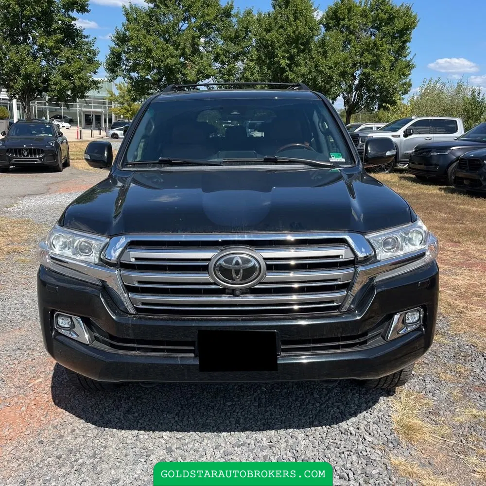 2017 Toyota Land Cruiser Base