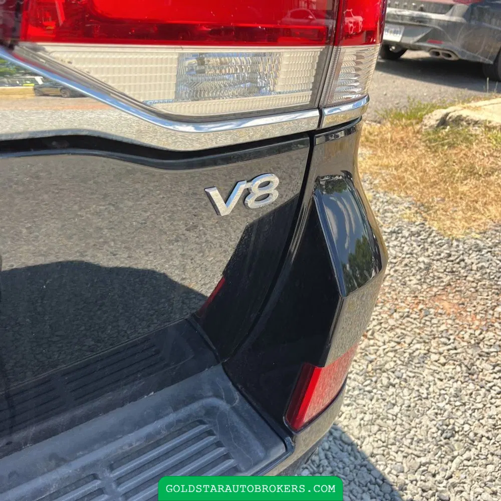 2017 Toyota Land Cruiser Base