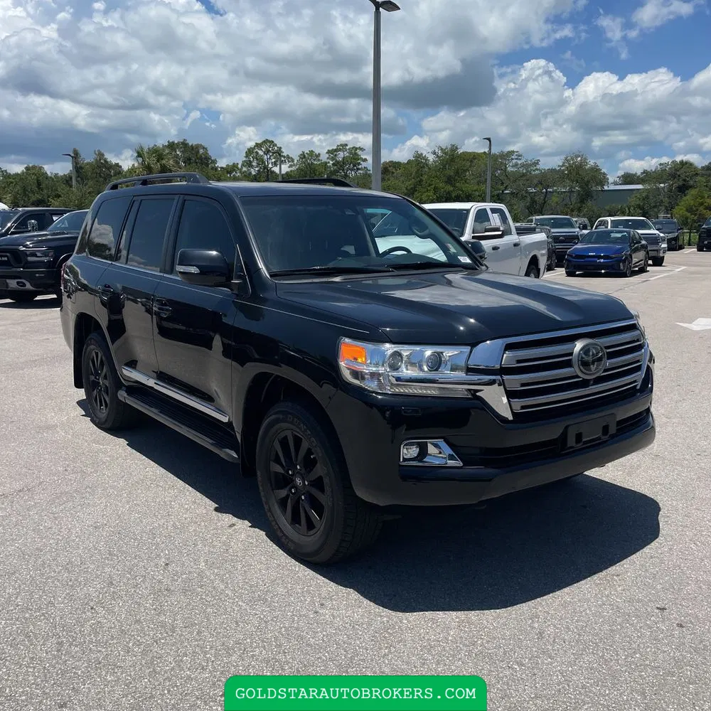 2018 Toyota Land Cruiser Base