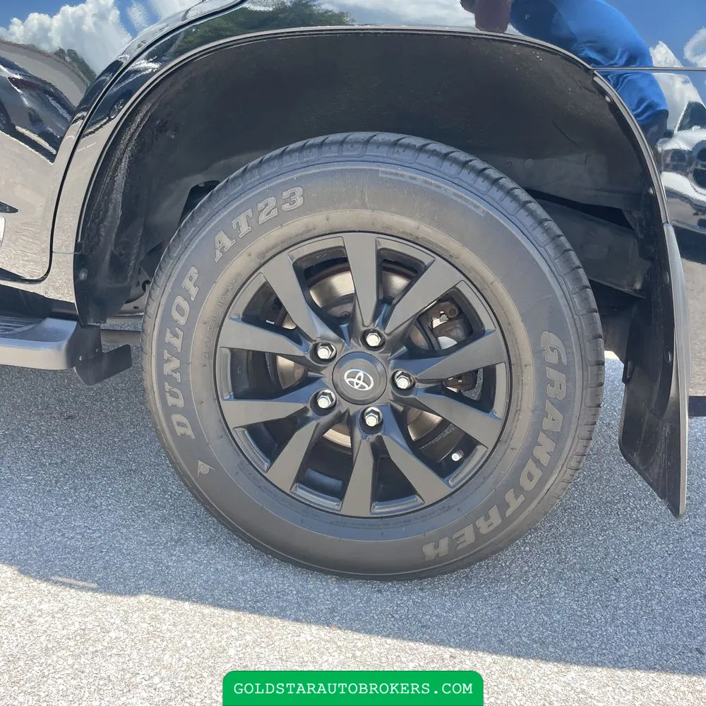 2018 Toyota Land Cruiser Base