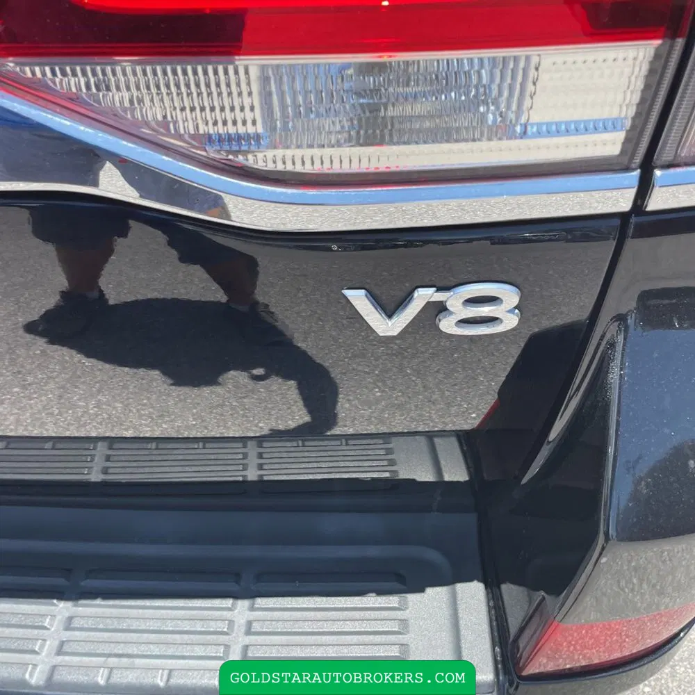 2018 Toyota Land Cruiser Base