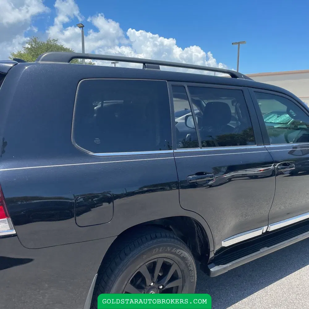 2018 Toyota Land Cruiser Base