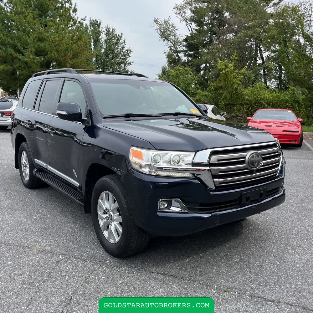 2016 Toyota Land Cruiser Base