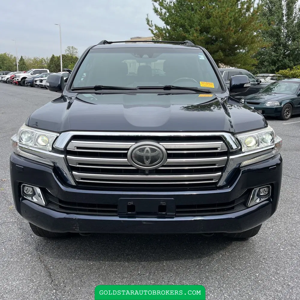 2016 Toyota Land Cruiser Base
