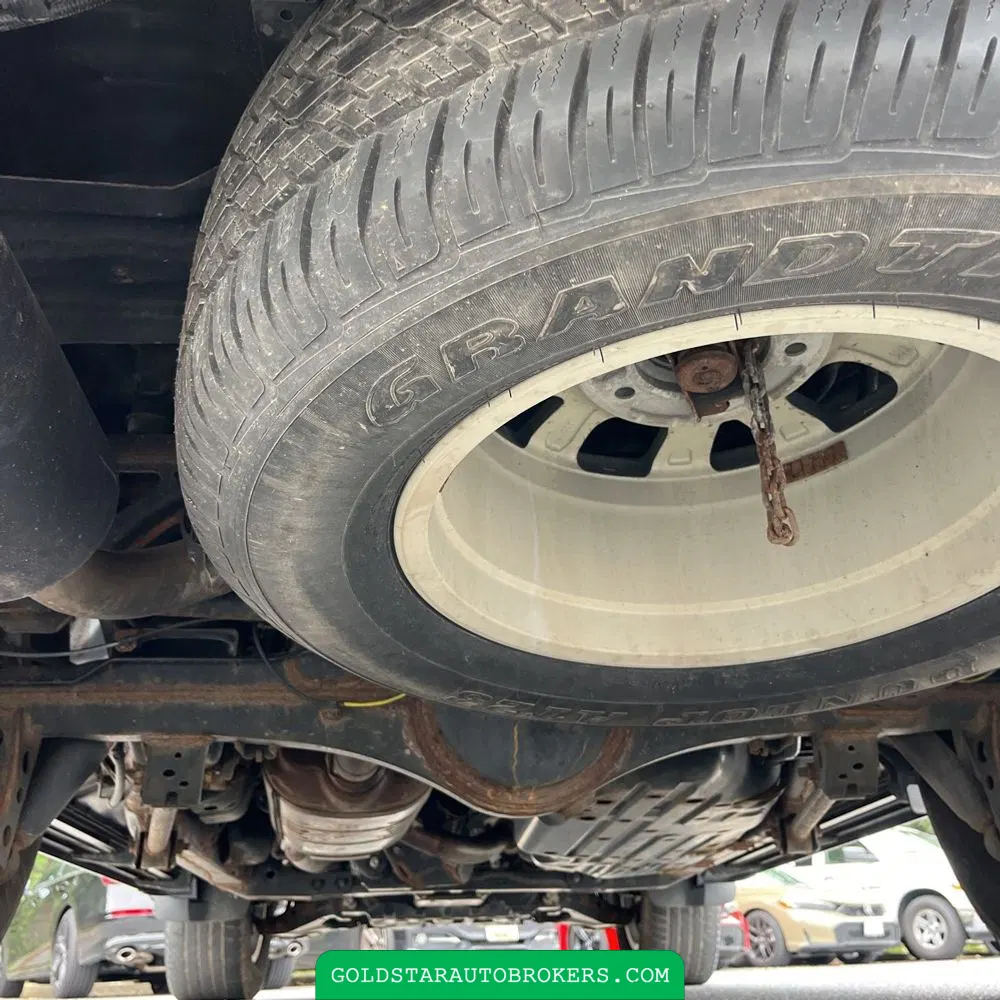 2016 Toyota Land Cruiser Base