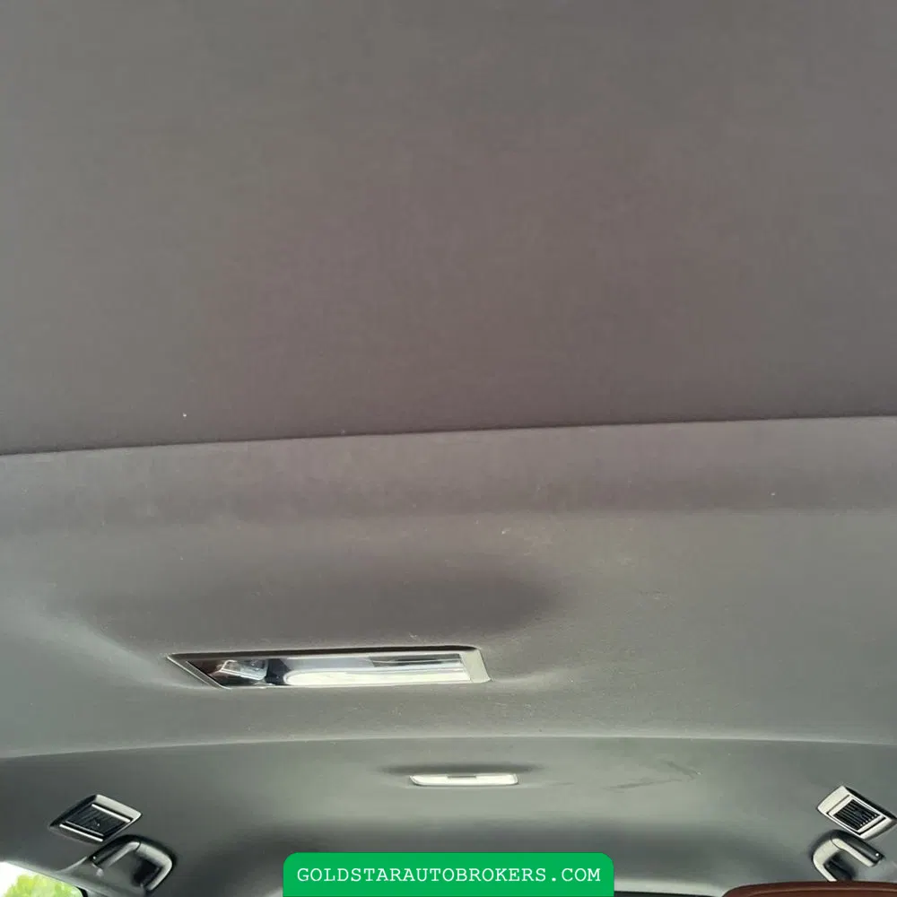 2016 Toyota Land Cruiser Base
