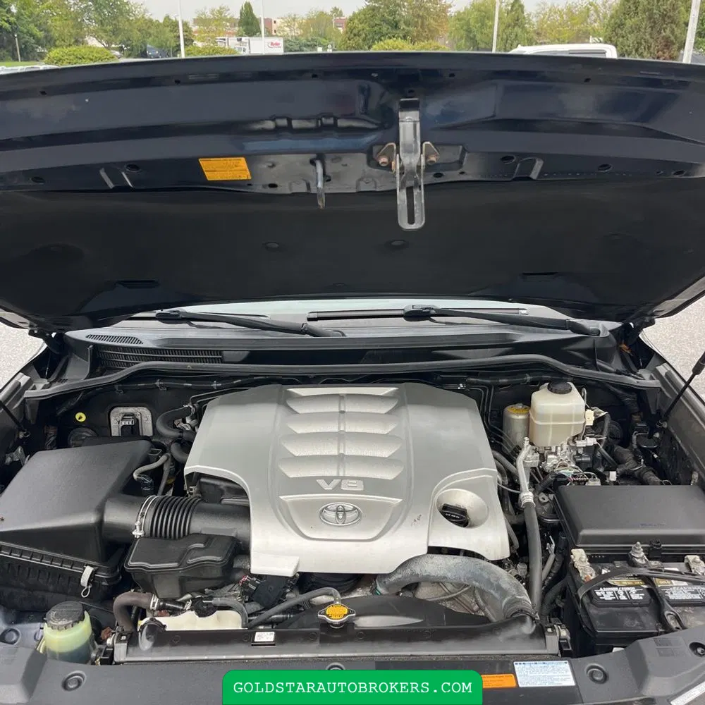 2016 Toyota Land Cruiser Base