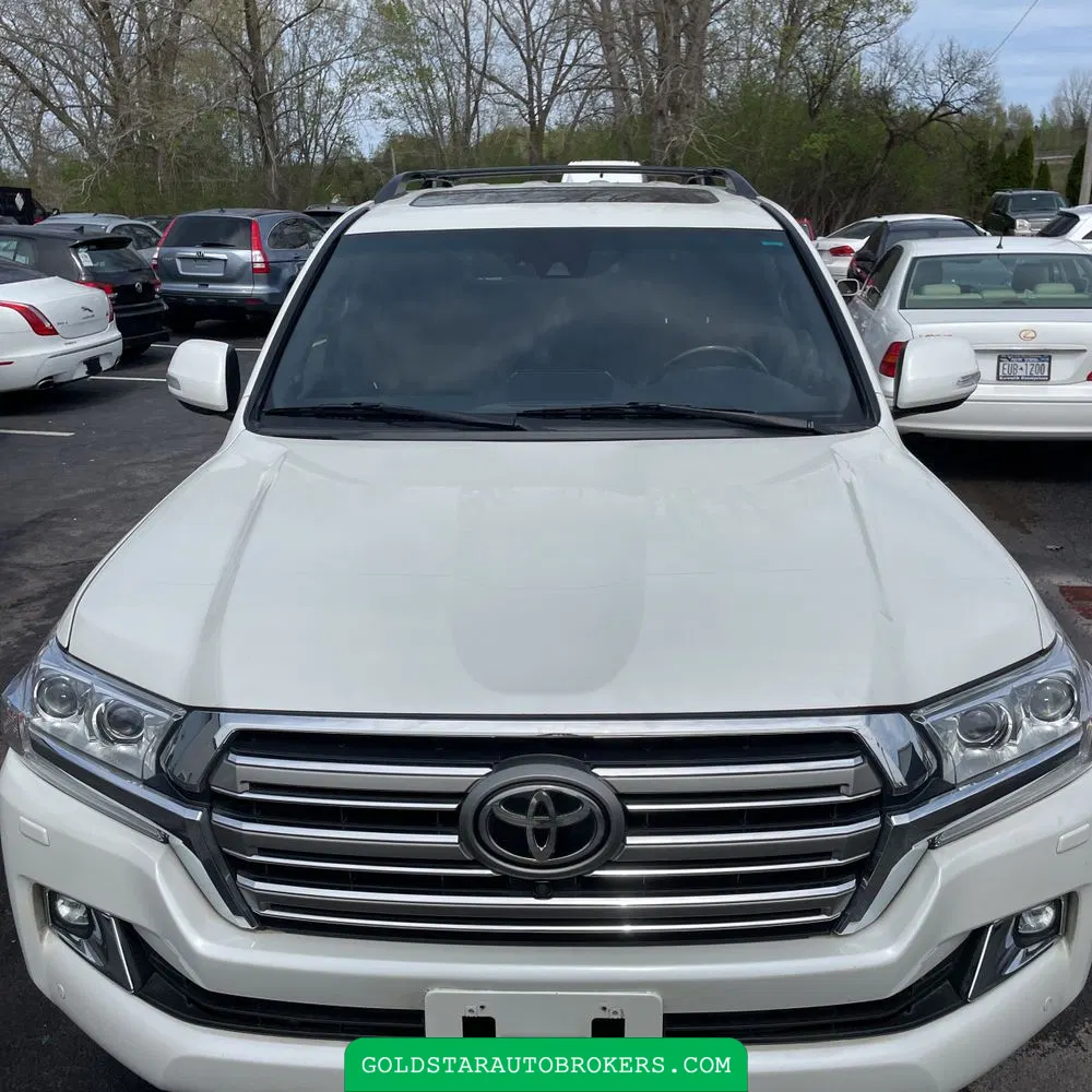 2017 Toyota Land Cruiser Base