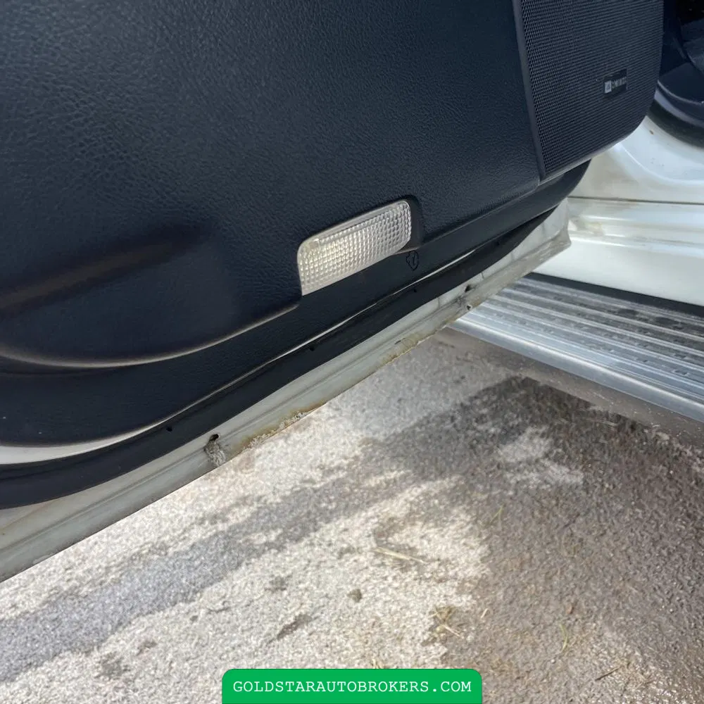 2017 Toyota Land Cruiser Base