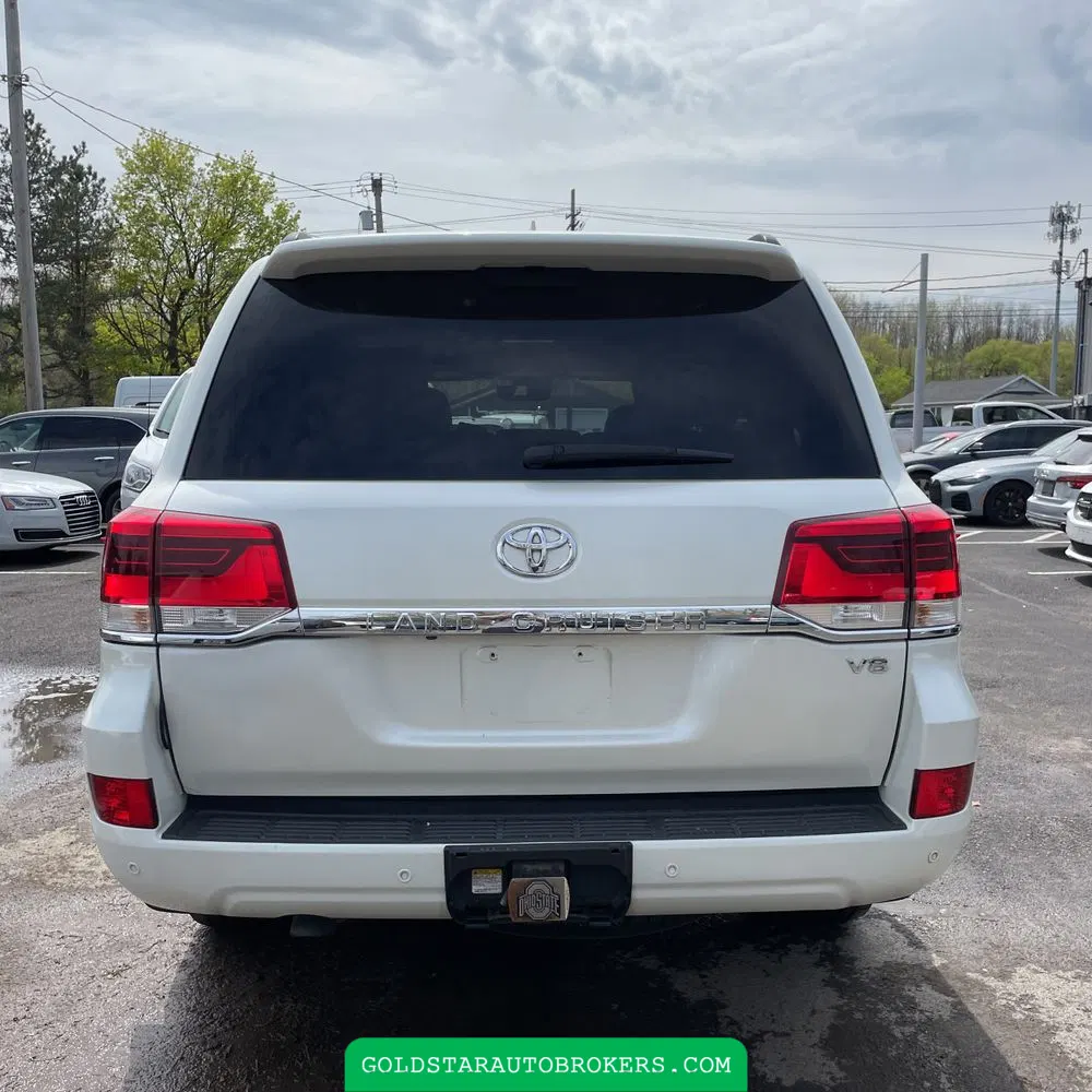 2017 Toyota Land Cruiser Base