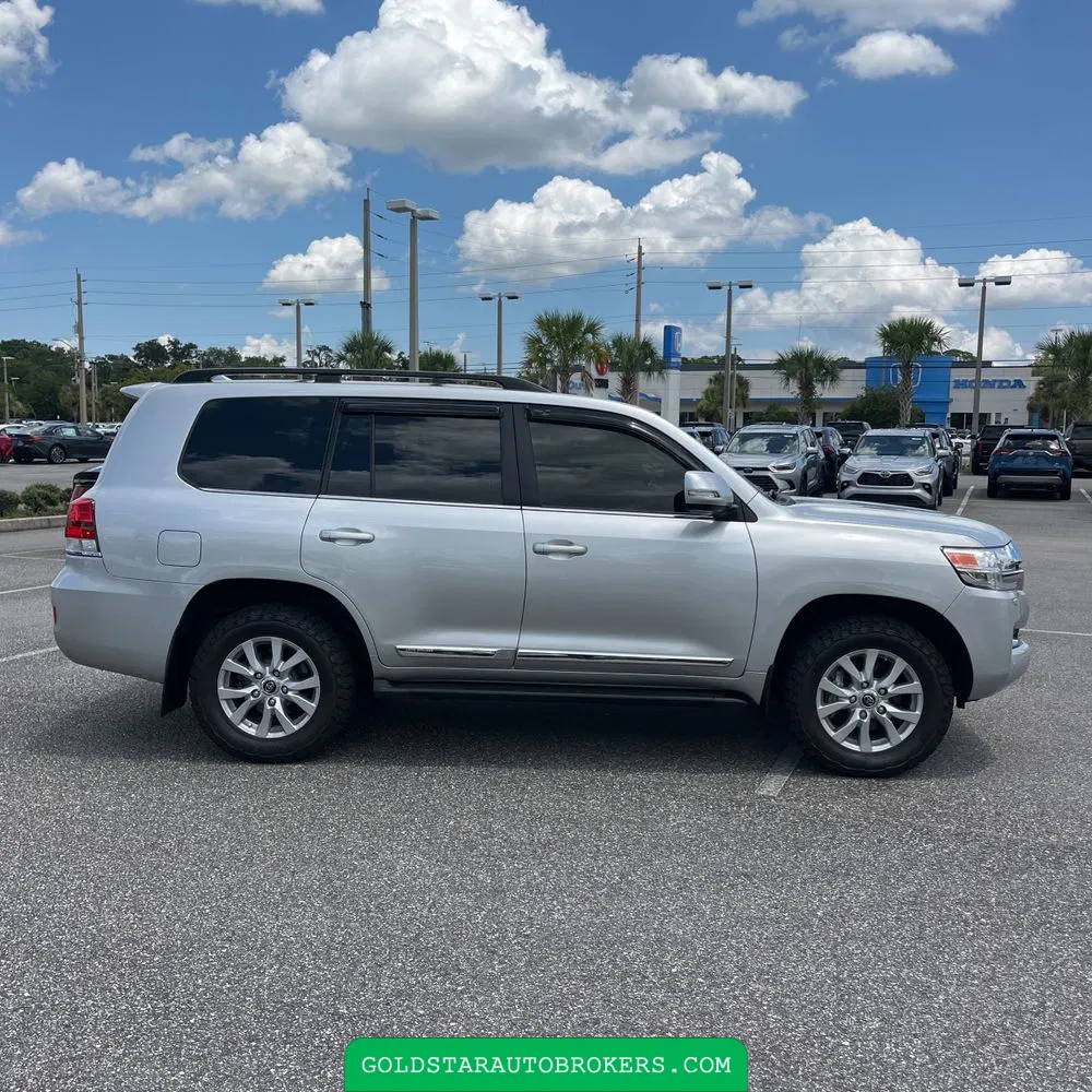 2020 Toyota Land Cruiser Base