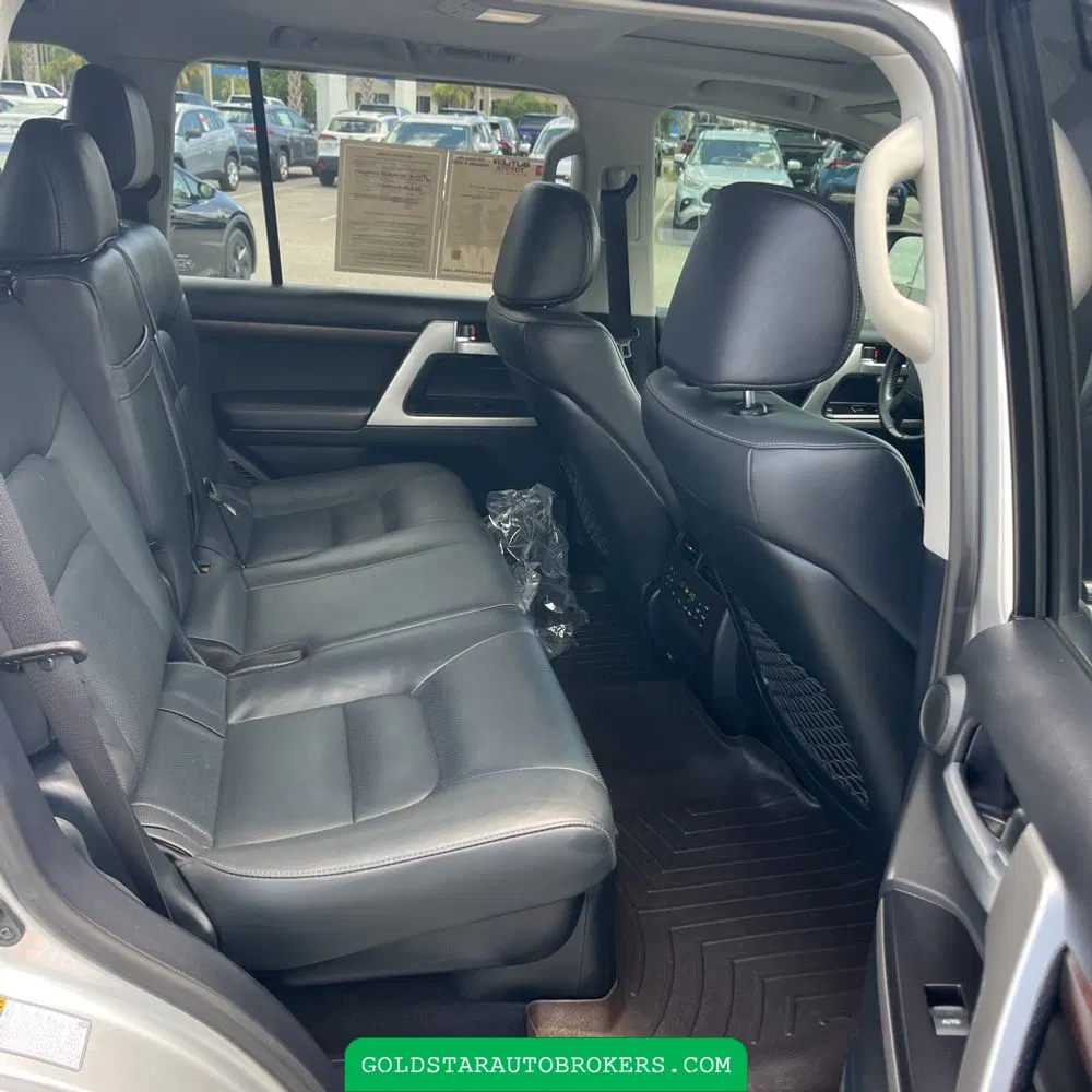 2020 Toyota Land Cruiser Base