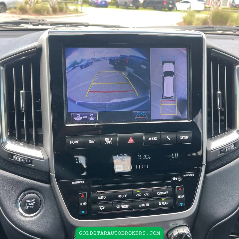 2020 Toyota Land Cruiser Base