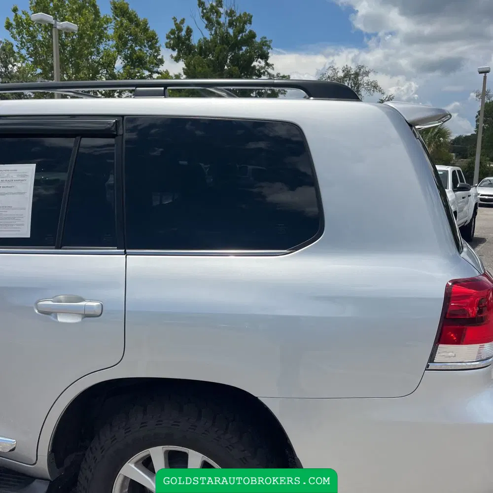 2020 Toyota Land Cruiser Base