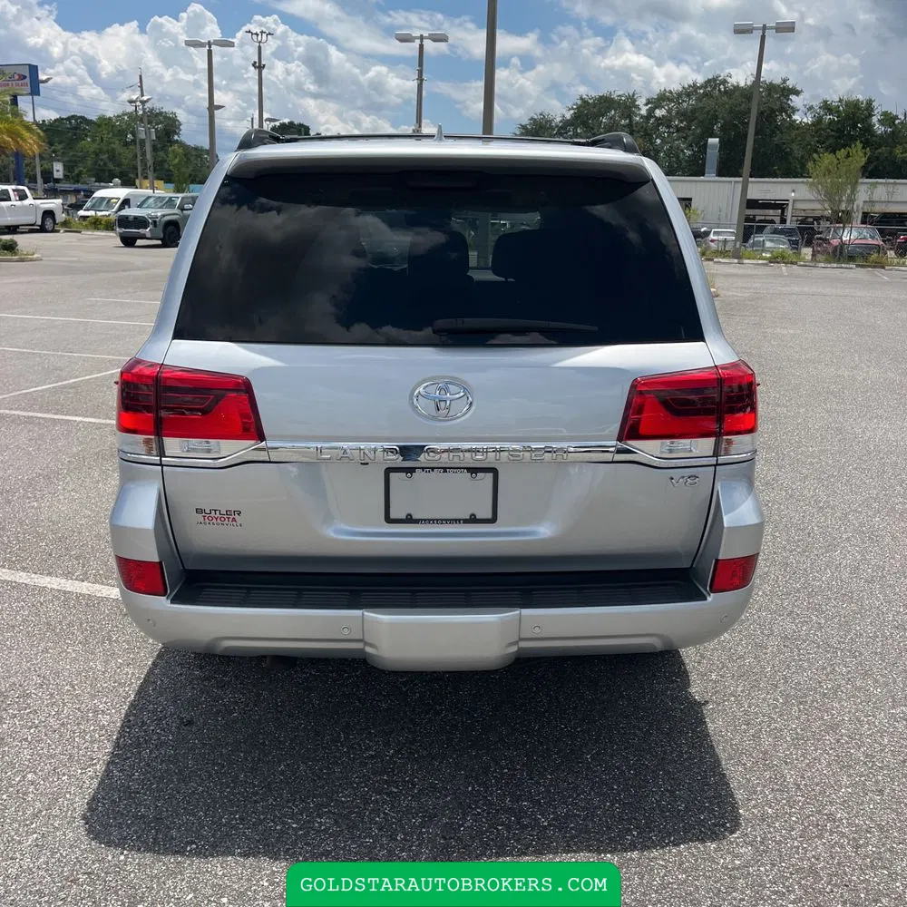 2020 Toyota Land Cruiser Base