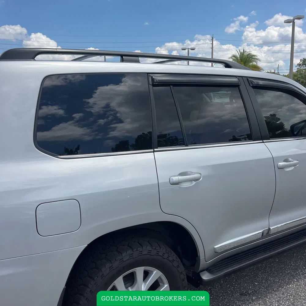 2020 Toyota Land Cruiser Base