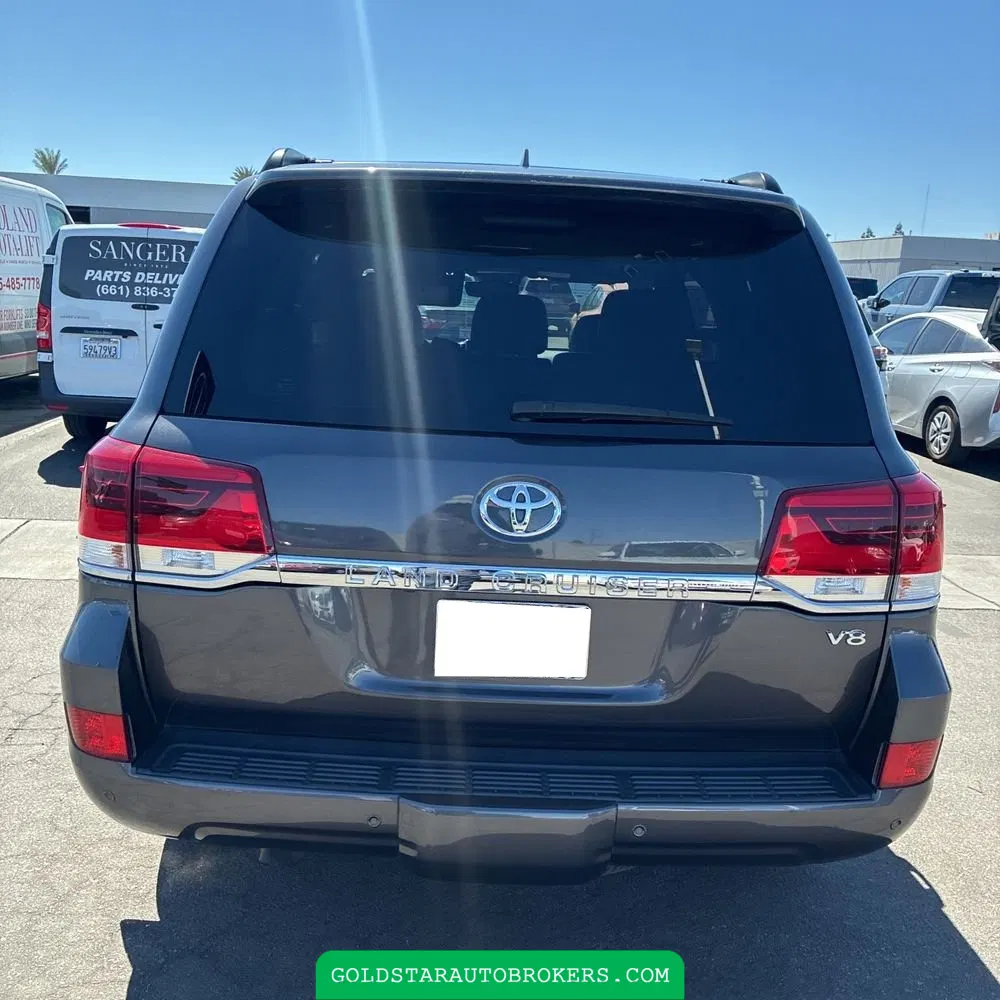2018 Toyota Land Cruiser Base