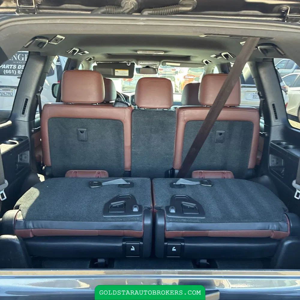 2018 Toyota Land Cruiser Base