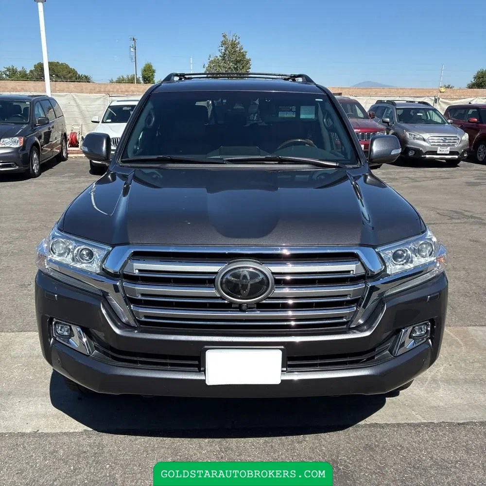2018 Toyota Land Cruiser Base