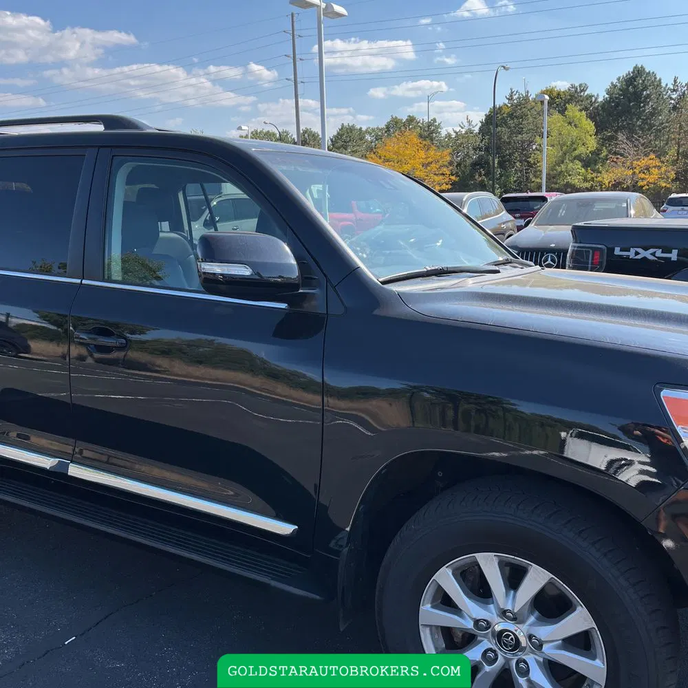 2020 Toyota Land Cruiser Base