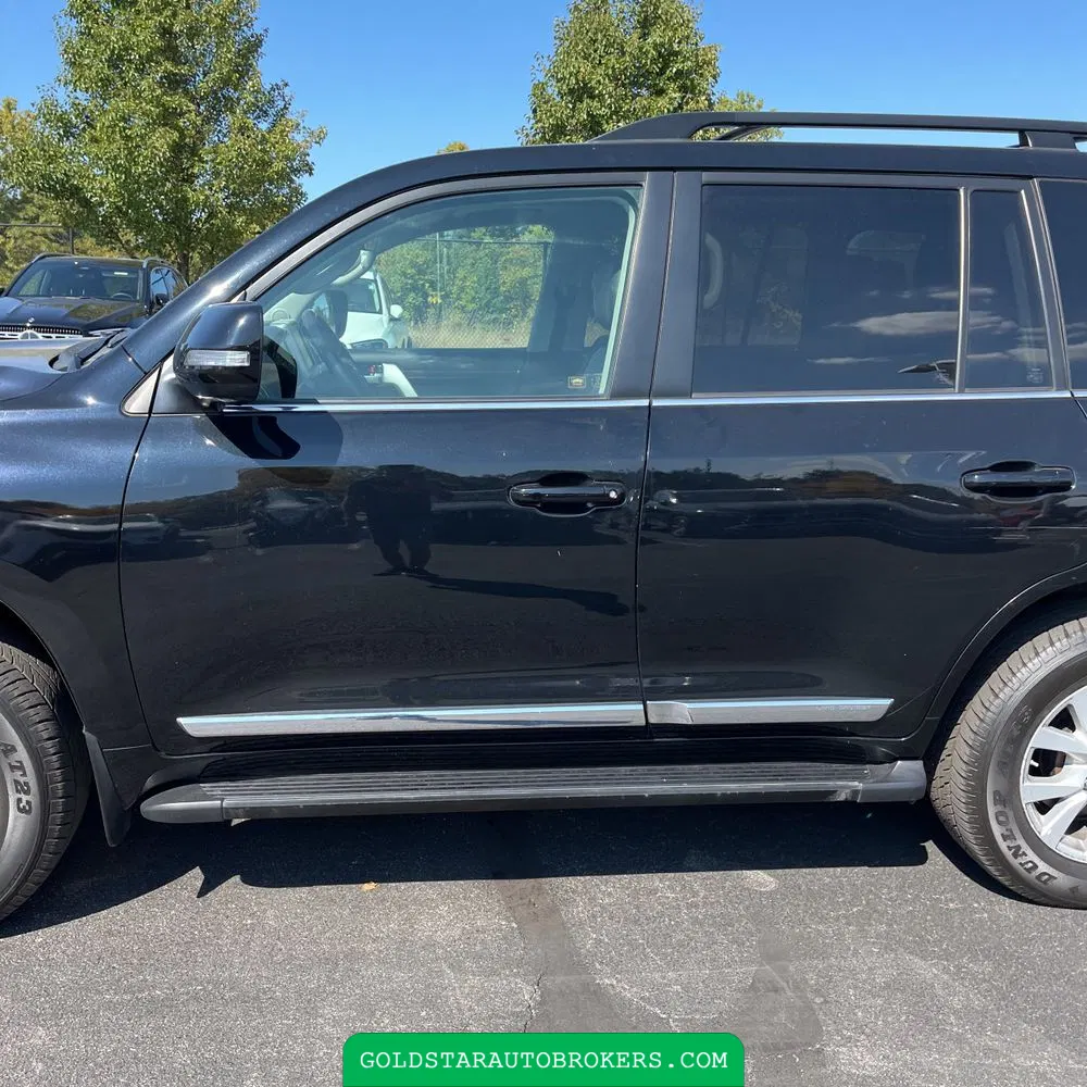 2020 Toyota Land Cruiser Base