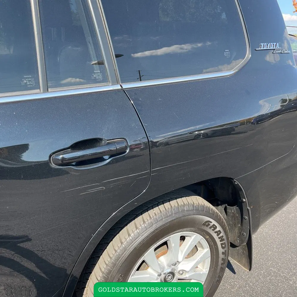 2020 Toyota Land Cruiser Base
