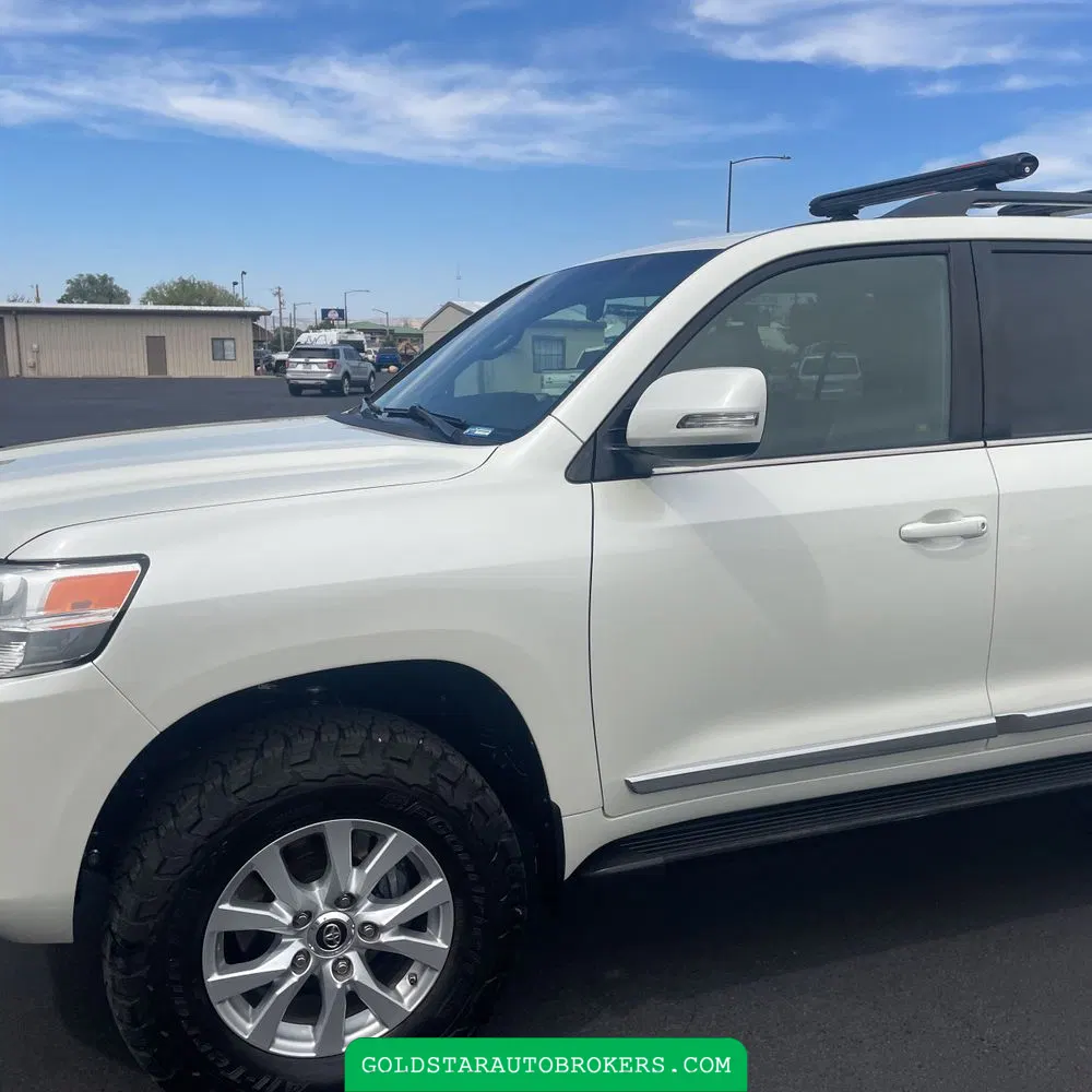 2019 Toyota Land Cruiser Base