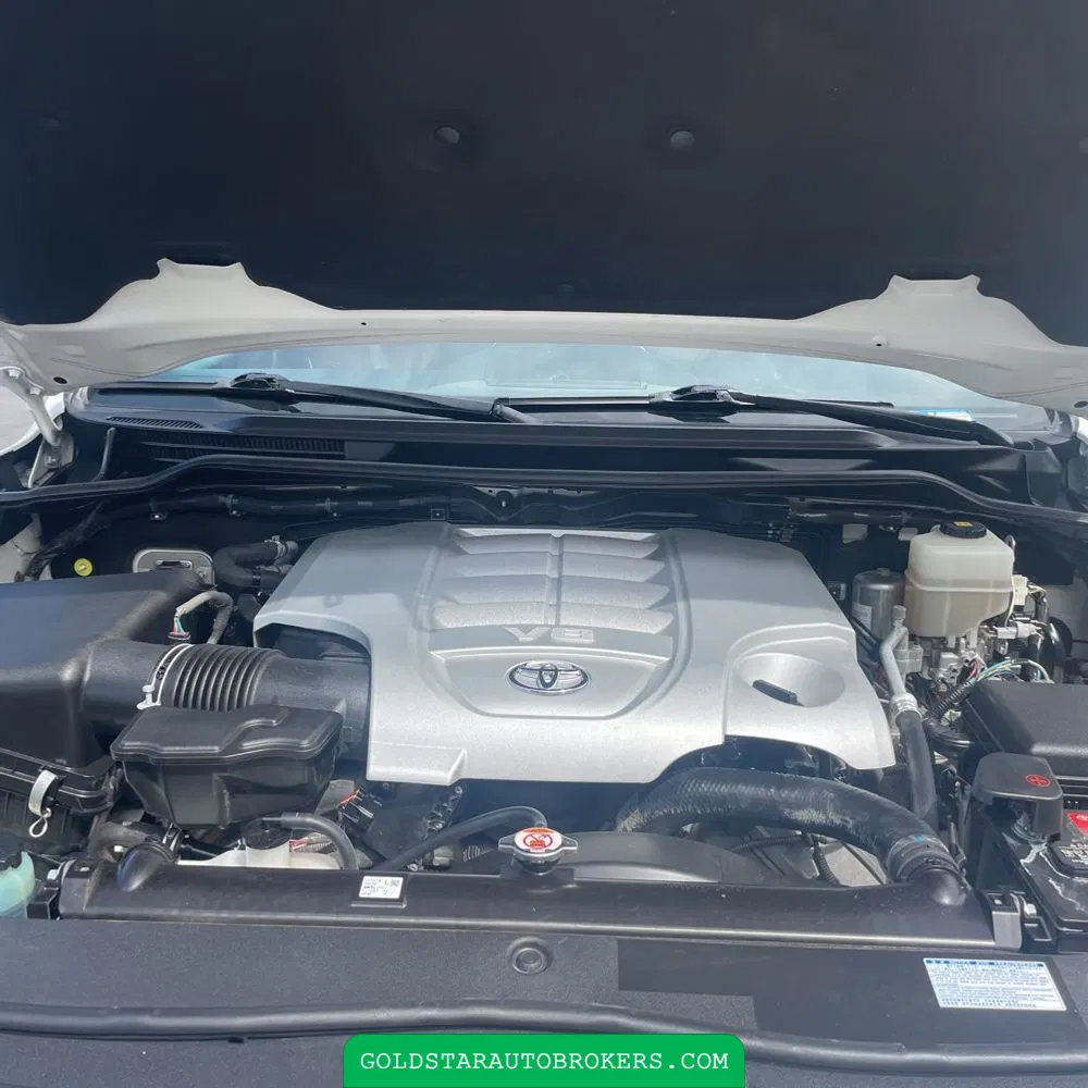 2019 Toyota Land Cruiser Base