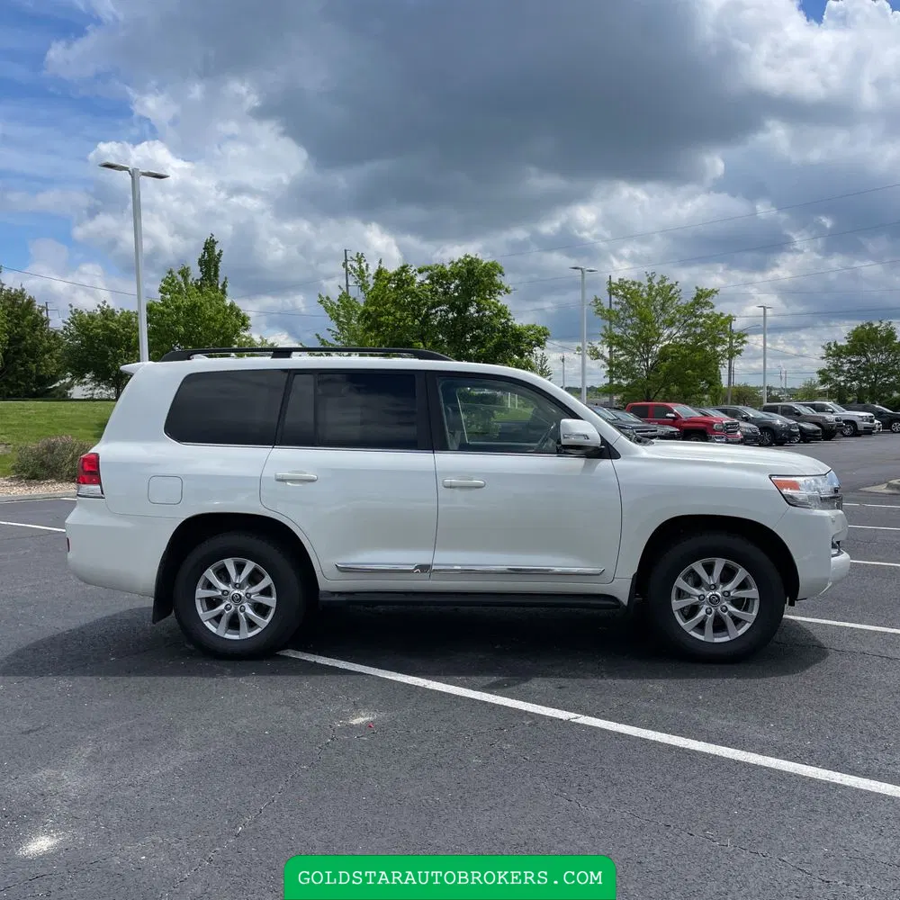 2020 Toyota Land Cruiser Base