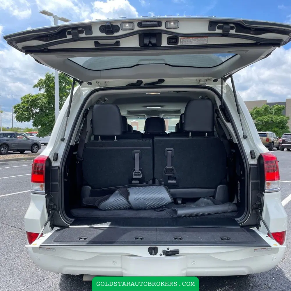 2020 Toyota Land Cruiser Base